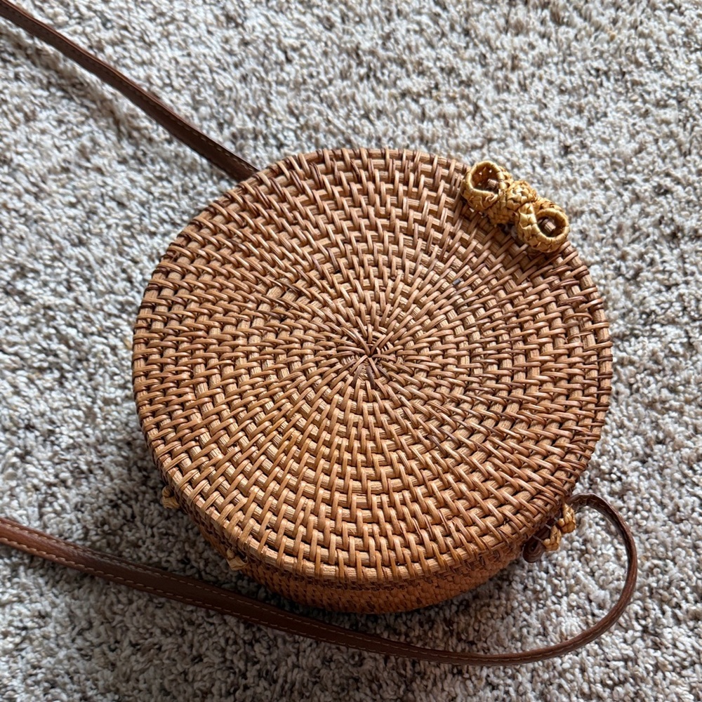 Round Woven Tan Crossbody Bag